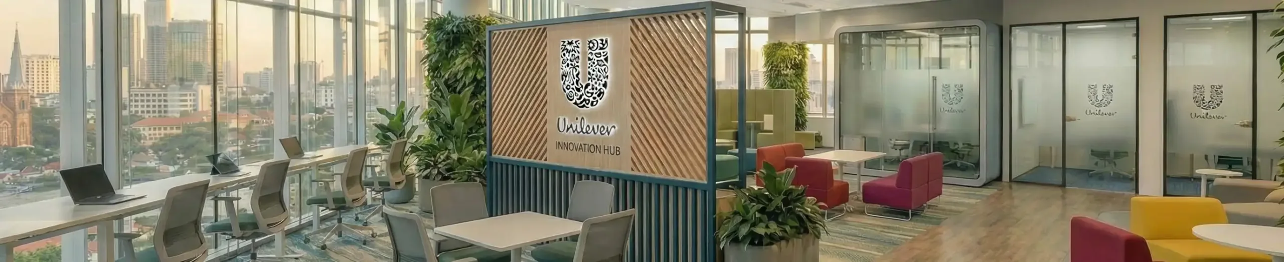 Tổng quan dự án thiết kế thi công văn phòng Unilever mở rộng, nổi bật vách ngăn gỗ trung tâm và bố trí thông minh