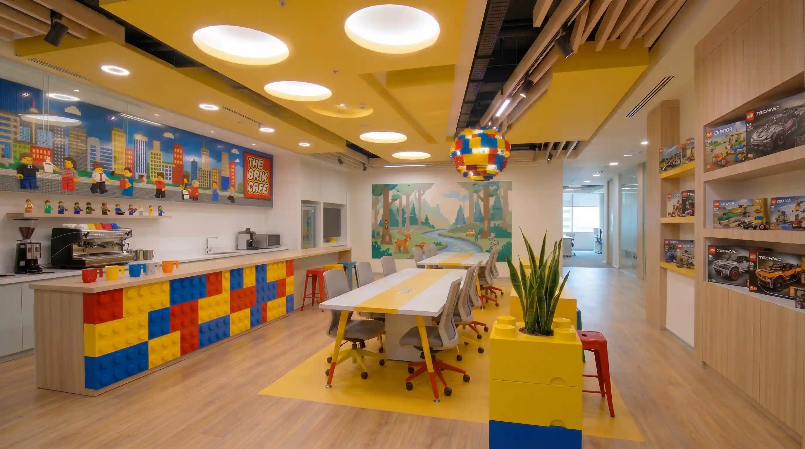 Không gian Pantry The Brik Cafe Không gian Pantry thư giãn diện tích 500m2 mang thiết kế năng động The Brik Cafe.